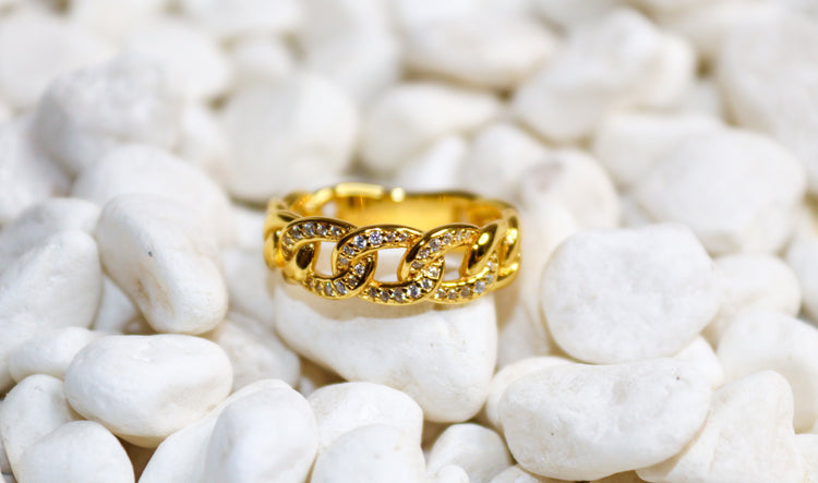 The Fuse Ring