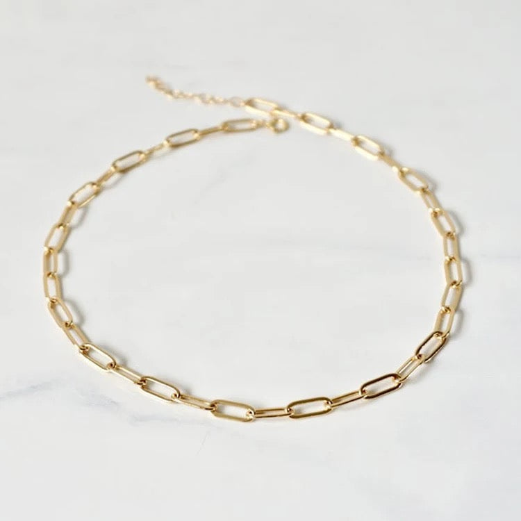 The Line Chain Necklace
