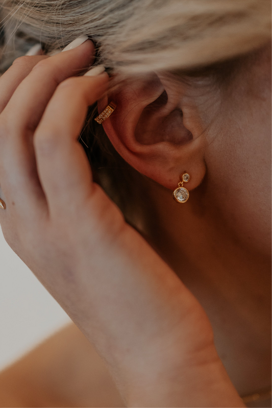 The Drop-point Studs
